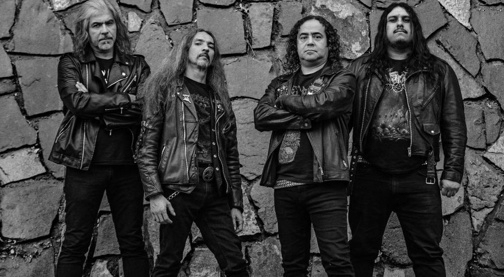 Photo en noir et blanc du groupe de death metal chilien, Atomic Aggressor
