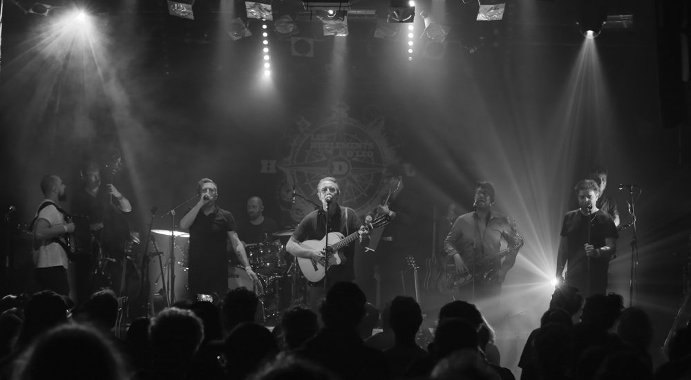 Photo des concerts des Hurlements d'Léo, des Fils de Teupuh et de la Fanfare Revuelta au Rez-Usine